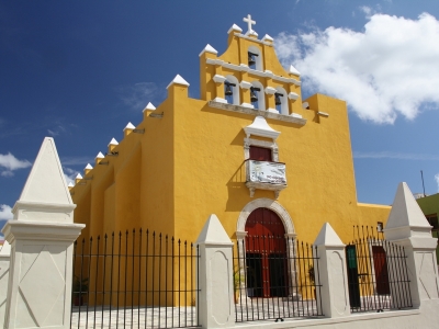 Kirche in Campeche.jpg
